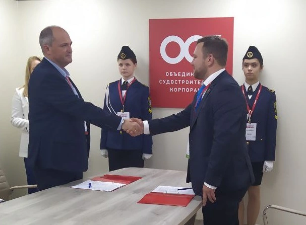 Dmitry Galkin, CEO of Izhora Hydrosystems LLC, at the signing of the cooperation and import substitution development agreement with JSC OSK-Technologies