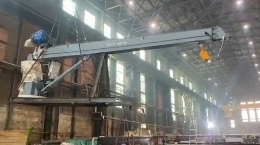 Shipment process of the GMK 27-9 marine crane